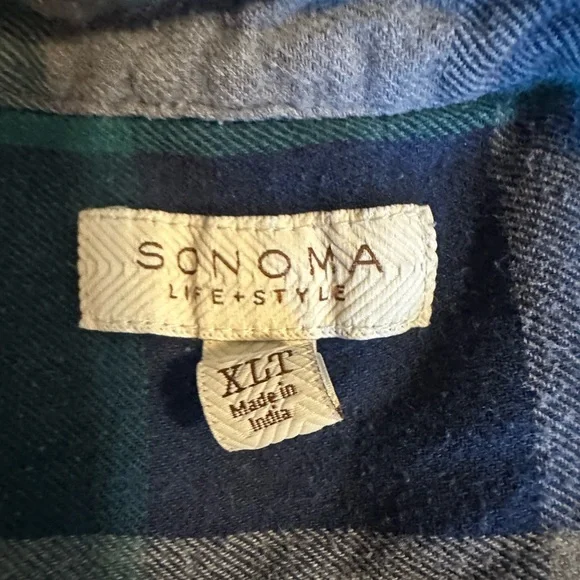 Flannel Bundle - Assorted Brands - Picture 5 of 7